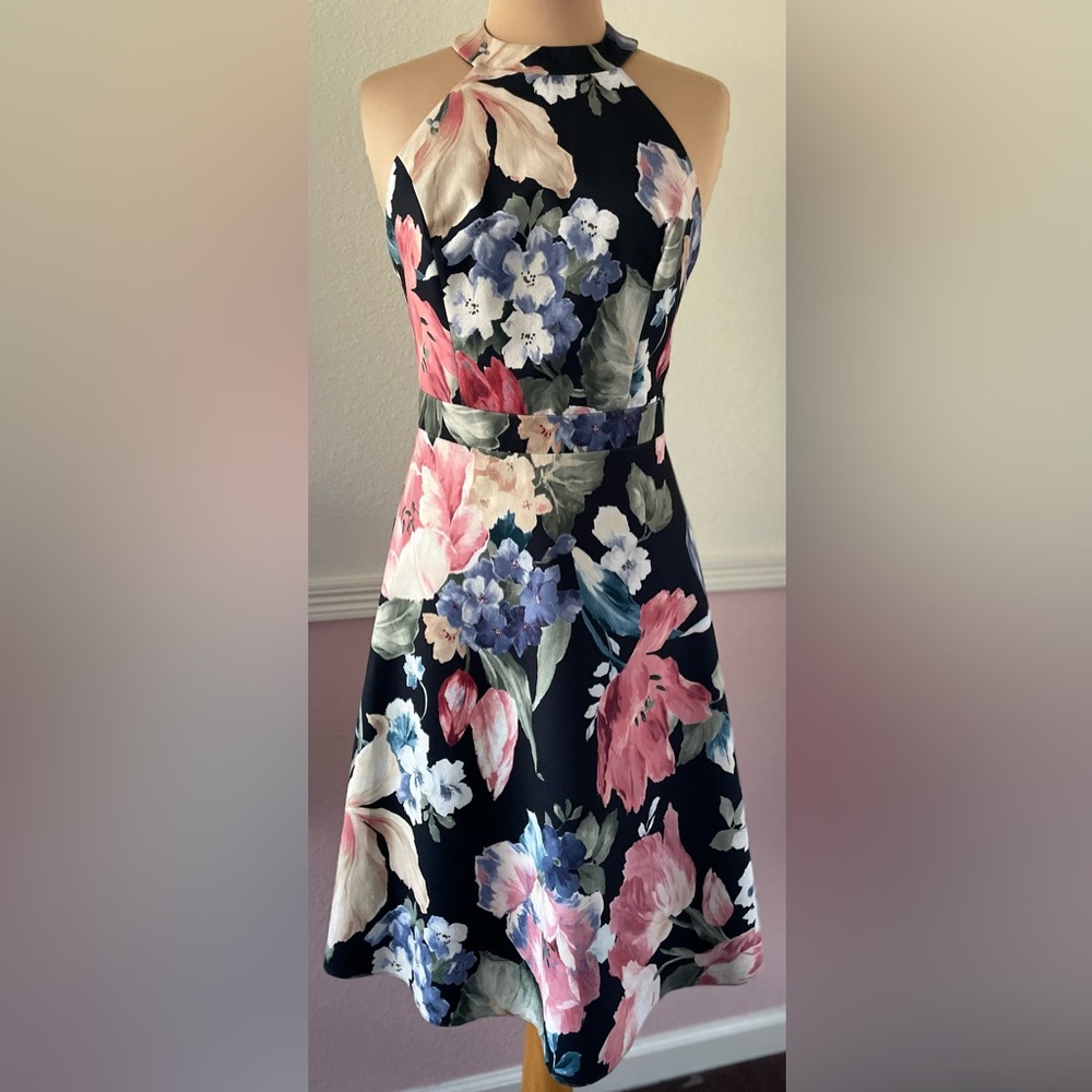 Floral print dress size 4